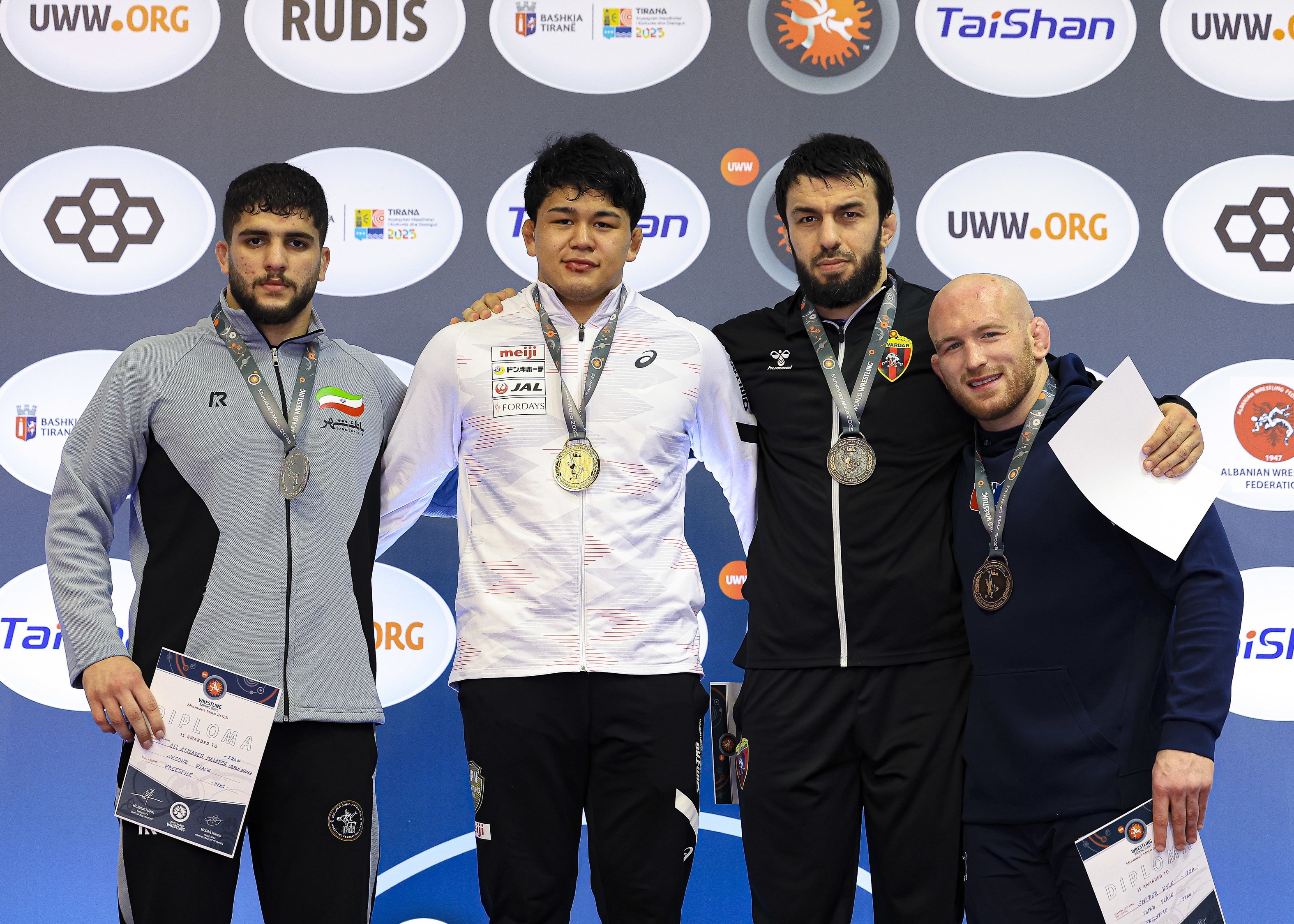 Wrestler Magomedgadzhi Nurov wins international tournament in Tirana