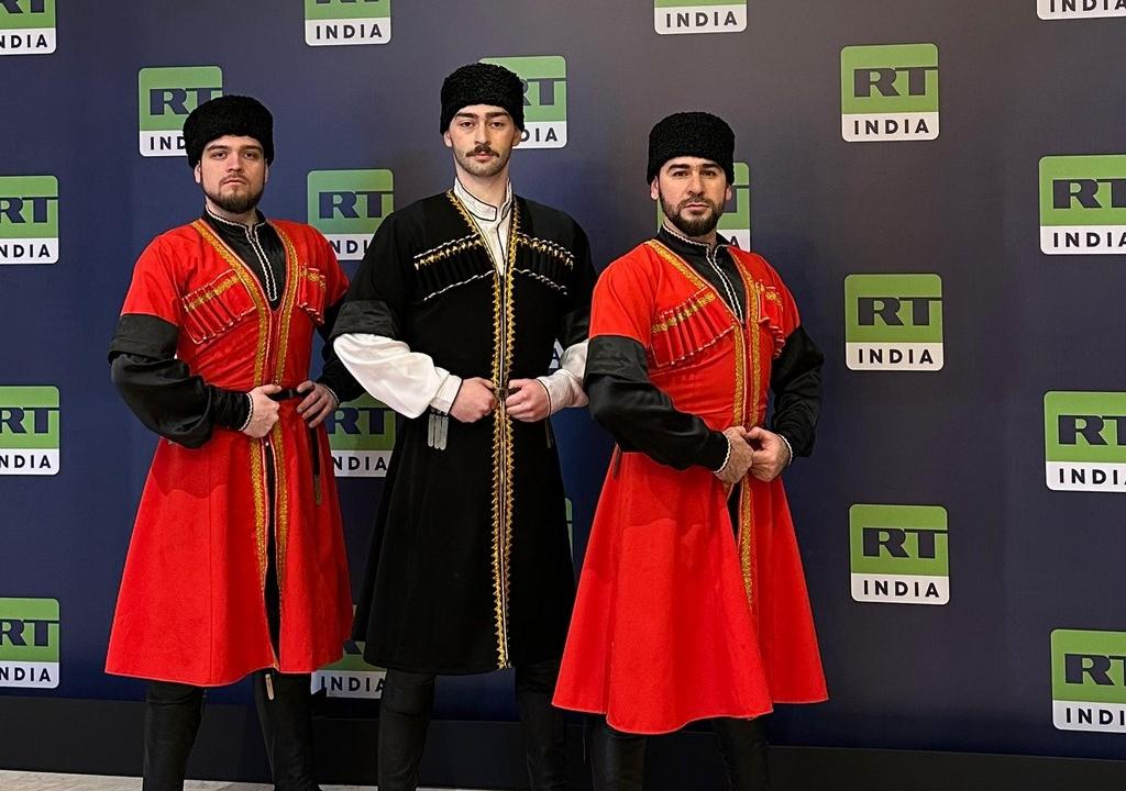 Dagestani Folk Ensemble ‘Imamat’ Performs at Summit in India