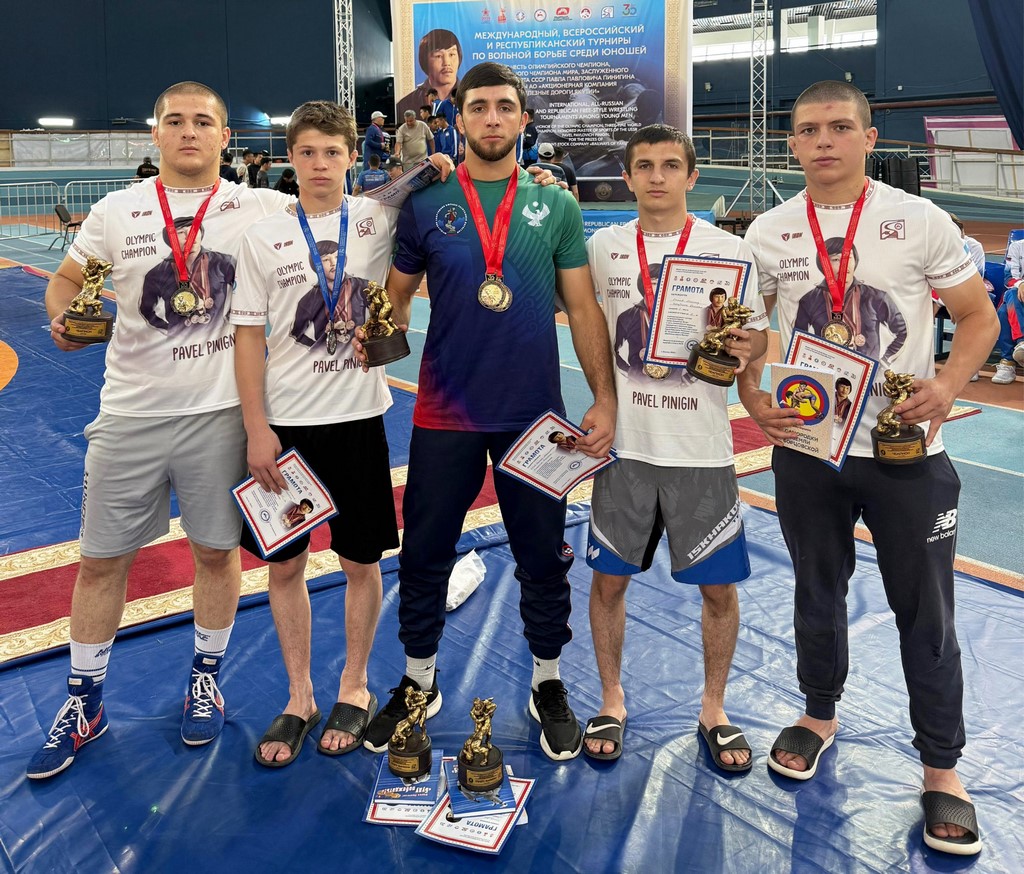 Dagestani wrestlers win tournament in Yakutsk