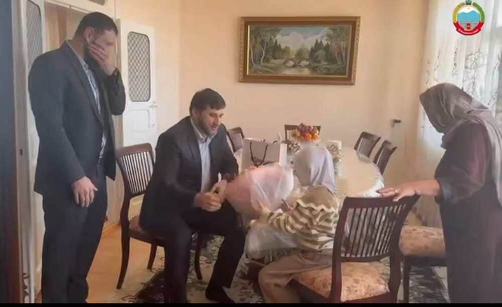 Blind girl from Dagestan wins competition to recite Holy Quran