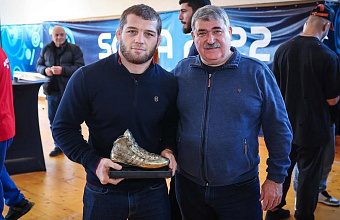 Magomed Ramazanov becomes best wrestler of 2024 in Bulgaria