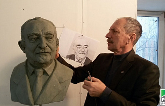 Sculptures of Dagestan literature classics to appear in Bulgaria