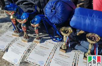 Dagestan hosts ice climbing championship