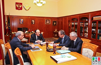 Ramazan Abdulatipov and Alexander Kondakov discuss education program of Dagestan