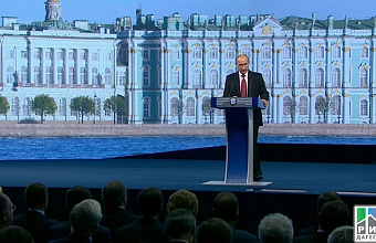 Daghestani Head participates in plenary session of St. Petersburg International Economic Forum