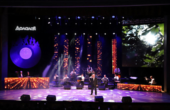 Dagestan hosts second 'Dolalai' pop retro festival 