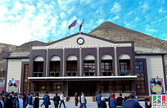 Ramazan Abdulatipov inaugurates new cultural and recreation complex in Gumbetovsky district