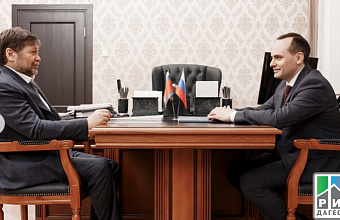 Odes Baysultanov meets with Dagestani prime minister Artem Zdunov
