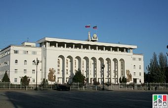 Ramazan Abdulatipov signs a decree on foundation of Daghestan state oil and gas company, OJSC